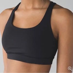 lululemon black strapped sports bra 6 no tag
